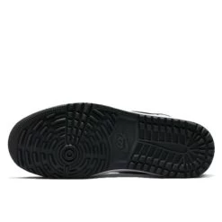 Air Jordan 1 High Golf Panda -Urban Sneaker Soldes air jordan 1 high golf panda 2