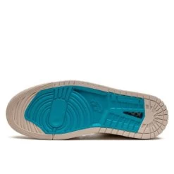 Air Jordan 1 High Zoom CMFT 2 Light Orewood Brown 9 Air Jordan 1 High Zoom CMFT 2 Light Orewood Brown -Urban Sneaker Soldes air jordan 1 high zoom cmft 2 light orewood brown 3