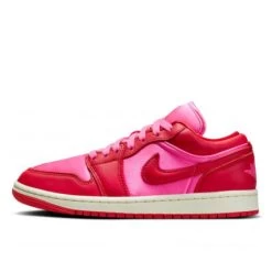 Air Jordan 1 Low SE Pink Blast