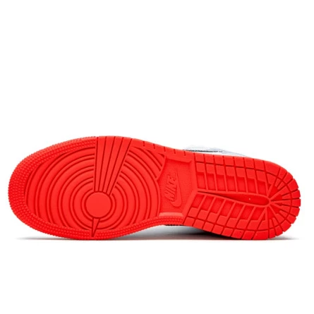 Air Jordan 1 Mid Half Blue Polka Dot Swoosh 6 Air Jordan 1 Mid Half Blue Polka Dot Swoosh – Image 4