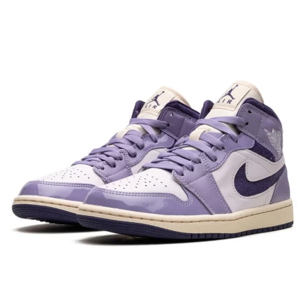 Air Jordan 1 Mid SE Chenille Sky J Light Purple 4 Air Jordan 1 Mid SE Chenille Sky J Light Purple â Image 2