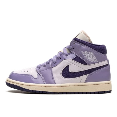 Air Jordan 1 Mid SE Chenille Sky J Light Purple 3 Air Jordan 1 Mid SE Chenille Sky J Light Purple