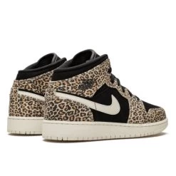 Air Jordan 1 Mid SE Leopard -Urban Sneaker Soldes air jordan 1 mid se leopard 2