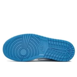 Air Jordan 1 Mid UNC University Blue 9 Air Jordan 1 Mid UNC University Blue -Urban Sneaker Soldes air jordan 1 mid unc university blue 3
