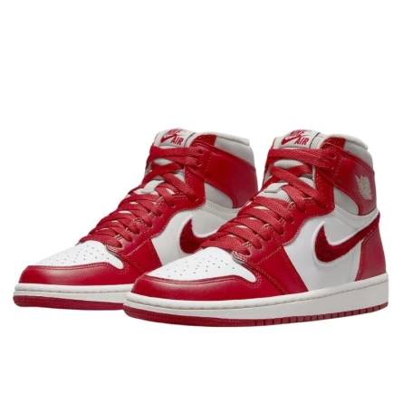 Air Jordan 1 Retro High OG Varsity Red 4 Air Jordan 1 Retro High OG Varsity Red â Image 2