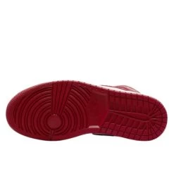 Air Jordan 1 Retro High OG Varsity Red 7 Air Jordan 1 Retro High OG Varsity Red -Urban Sneaker Soldes air jordan 1 retro high og varsity red 2