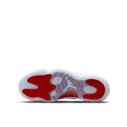 Air Jordan 11 Retro Cherry Enfant Et Bébé 5 Air Jordan 11 Retro Cherry Enfant Et Bébé – Image 3