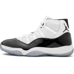 Air Jordan 11 Retro Concord