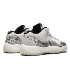 Air Jordan 11 Retro Low Snake Light Bone -Urban Sneaker Soldes air jordan 11 retro low snake light bone 2