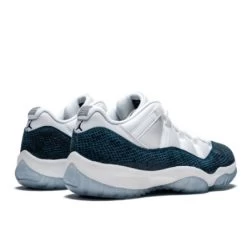 Air Jordan 11 Retro Low Snake Navy -Urban Sneaker Soldes air jordan 11 retro low snake navy 2