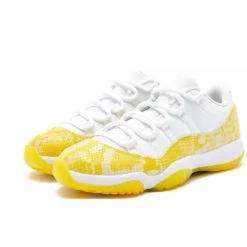 Air Jordan 11 Retro Low Tour Yellow Snakeskin -Urban Sneaker Soldes air jordan 11 retro low tour yellow snakeskin 1 1