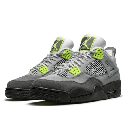 Air Jordan 4 Retro SE 95 Neon 4 Air Jordan 4 Retro SE 95 Neon – Image 2