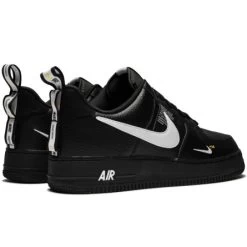 Nike Air Force 1 07 LV8 Utility Black 8 Nike Air Force 1 07 LV8 Utility Black -Urban Sneaker Soldes nike air force 1 07 lv8 utility black 2