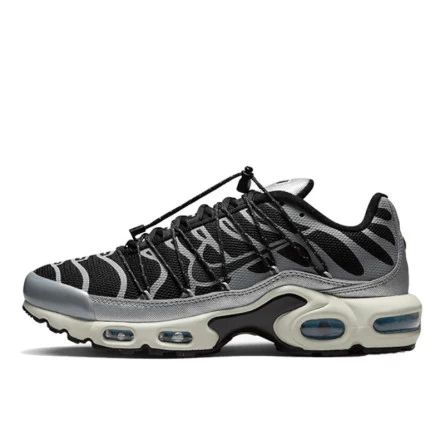 Nike Air Max Plus Lace Toggle Black Grey 3 Nike Air Max Plus Lace Toggle Black Grey