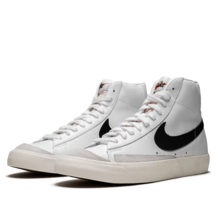 Nike Blazer Mid '77 Vintage White Black 4 Nike Blazer Mid '77 Vintage White Black – Image 2
