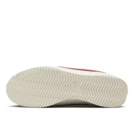 Nike Cortez SE Valentine's Day (2024) 5 Nike Cortez SE Valentine's Day (2024) â Image 3