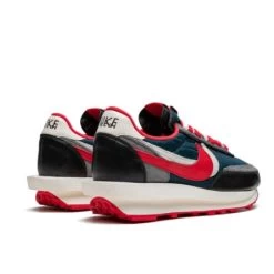 Nike LD Waffle Sacai Undercover Midnight Spruce University Red 8 Nike LD Waffle Sacai Undercover Midnight Spruce University Red -Urban Sneaker Soldes nike ld waffle sacai undercover midnight spruce university red 2