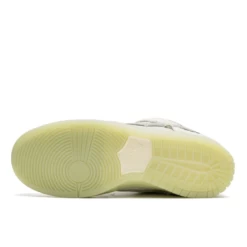 Nike SB Dunk Low Mummy -Urban Sneaker Soldes nike sb dunk basse mummy 1 2