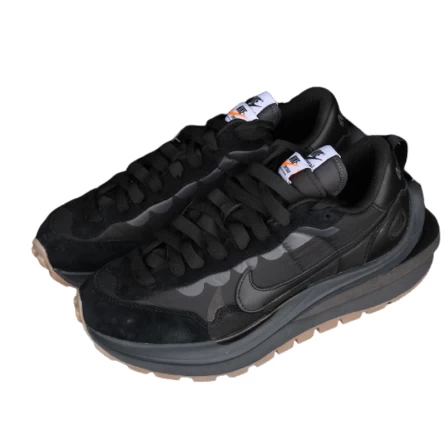 Nike Vaporwaffle Sacai Black Gum 4 Nike Vaporwaffle Sacai Black Gum – Image 2