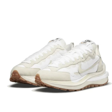 Nike Vaporwaffle Sacai Sail Gum 4 Nike Vaporwaffle Sacai Sail Gum – Image 2