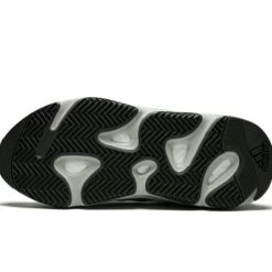 Yeezy 700 Salt -Urban Sneaker Soldes yeezy 700 salt 3