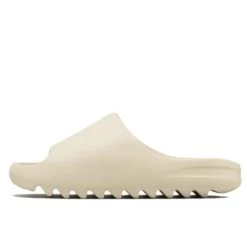 Yeezy Slide Bone