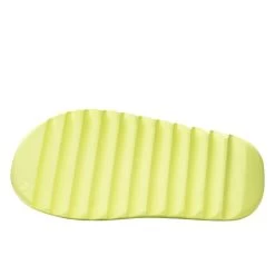Yeezy Slide Glow Green -Urban Sneaker Soldes yeezy slide glow green 3